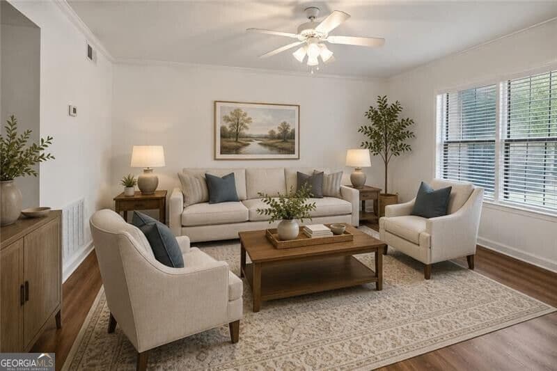 2 bedroom, 1.5 bathroom, 1,100 sq ft townhouse for sale at 122 Woodmere Square, Atlanta, GA 30327 — photo 4