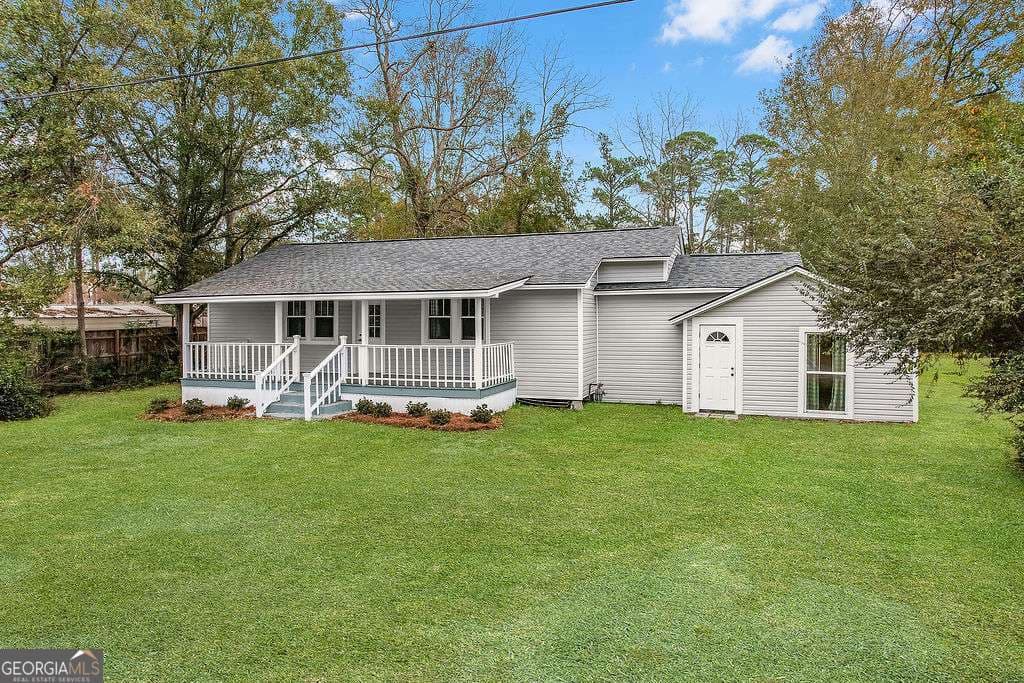 3 bedroom, 1 bathroom single family residence for sale at 373 S Main Street, Pembroke, GA 31321