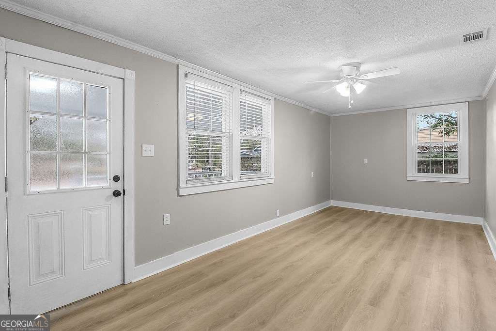 3 bedroom, 1 bathroom single family residence for sale at 373 S Main Street, Pembroke, GA 31321 — photo 4