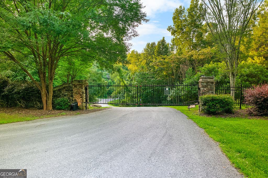 residential lot for sale at 137 Red Oak Trail, East Ellijay, GA 30540 — photo 1 of 7