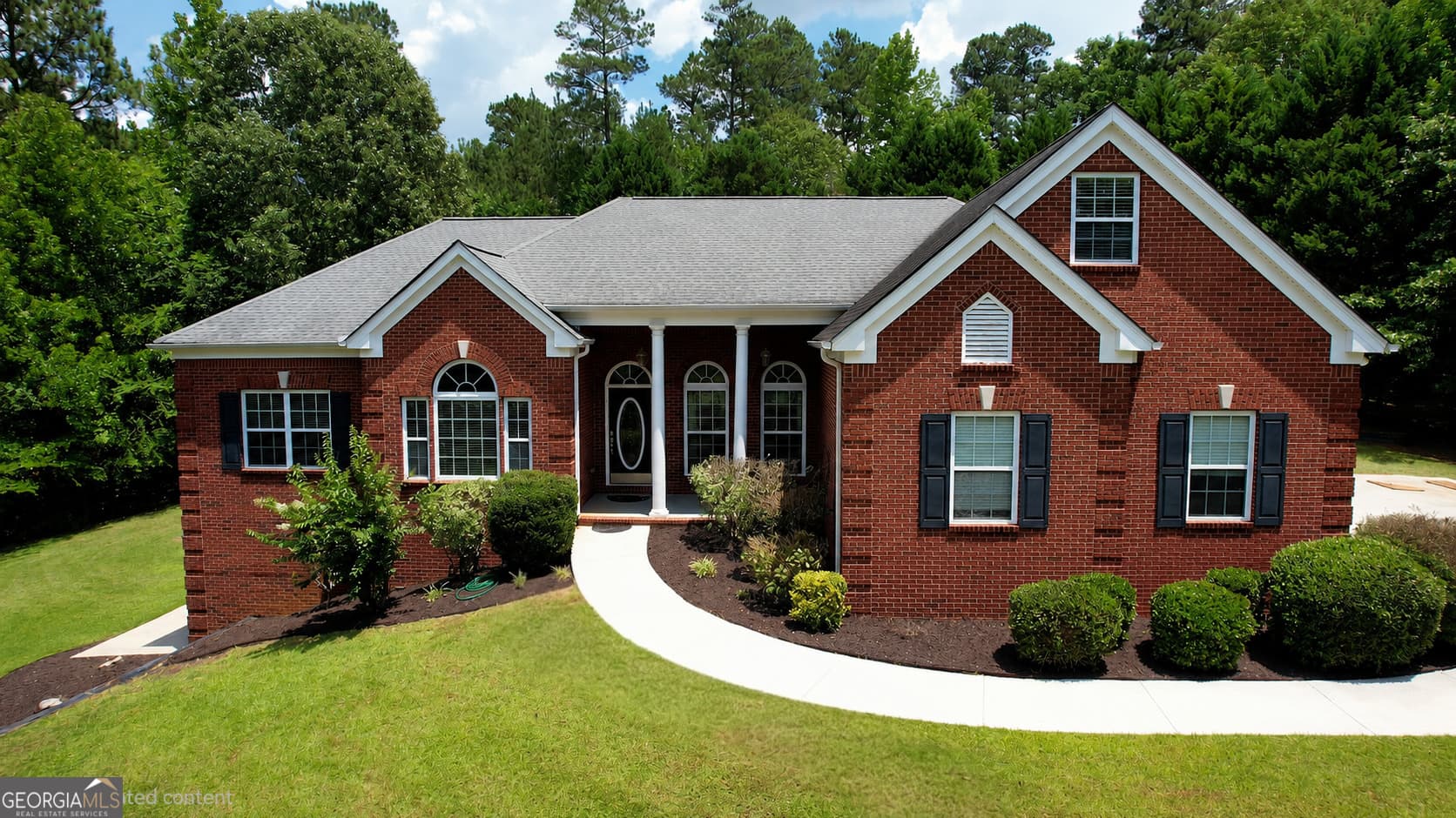 3 bedroom, 2 bathroom, 2,363 sq ft single family residence for sale at 1670 Northwoods Drive, Greensboro, GA 30642 — photo 1 of 48