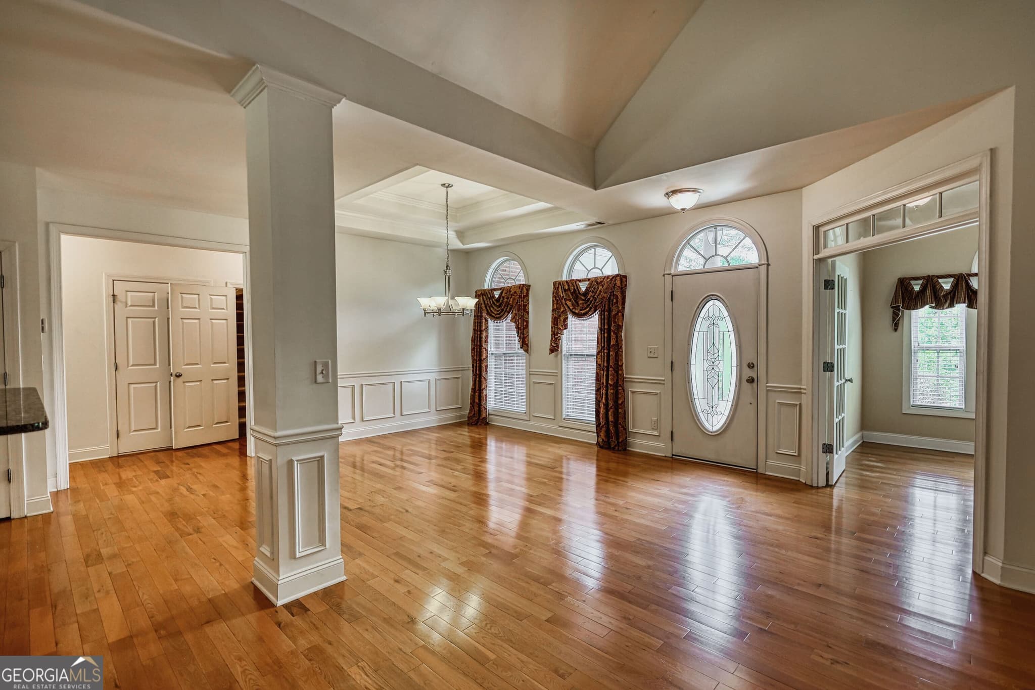 3 bedroom, 2 bathroom, 2,363 sq ft single family residence for sale at 1670 Northwoods Drive, Greensboro, GA 30642 — photo 5
