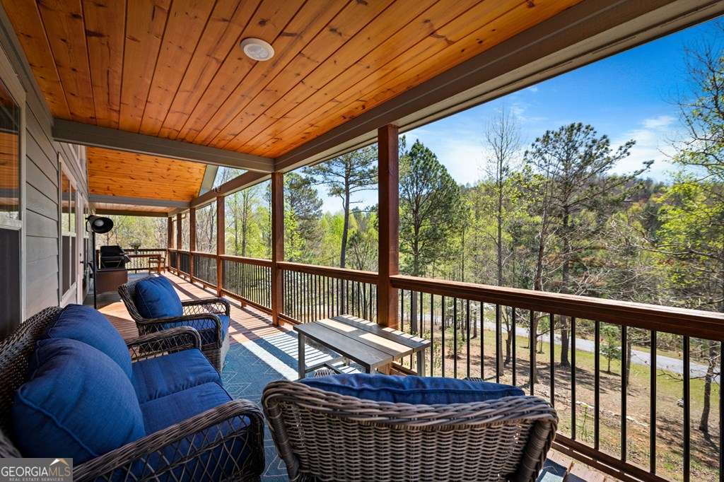 3 bedroom, 3 bathroom, 3,200 sq ft single family residence for sale at 539 Summer Cove Road, Blairsville, GA 30512 — photo 7