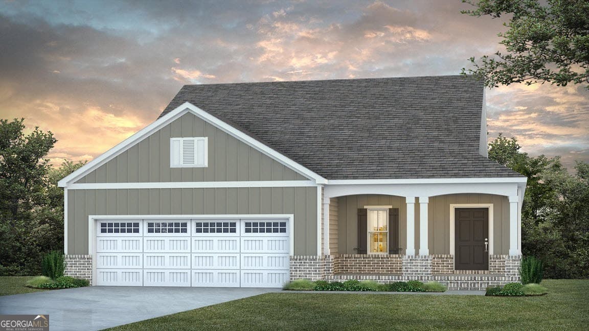 4 bedroom, 2 bathroom, 2,335 sq ft single family residence for sale at 152 Chinaberry Street, Pine Mountain, GA 31822