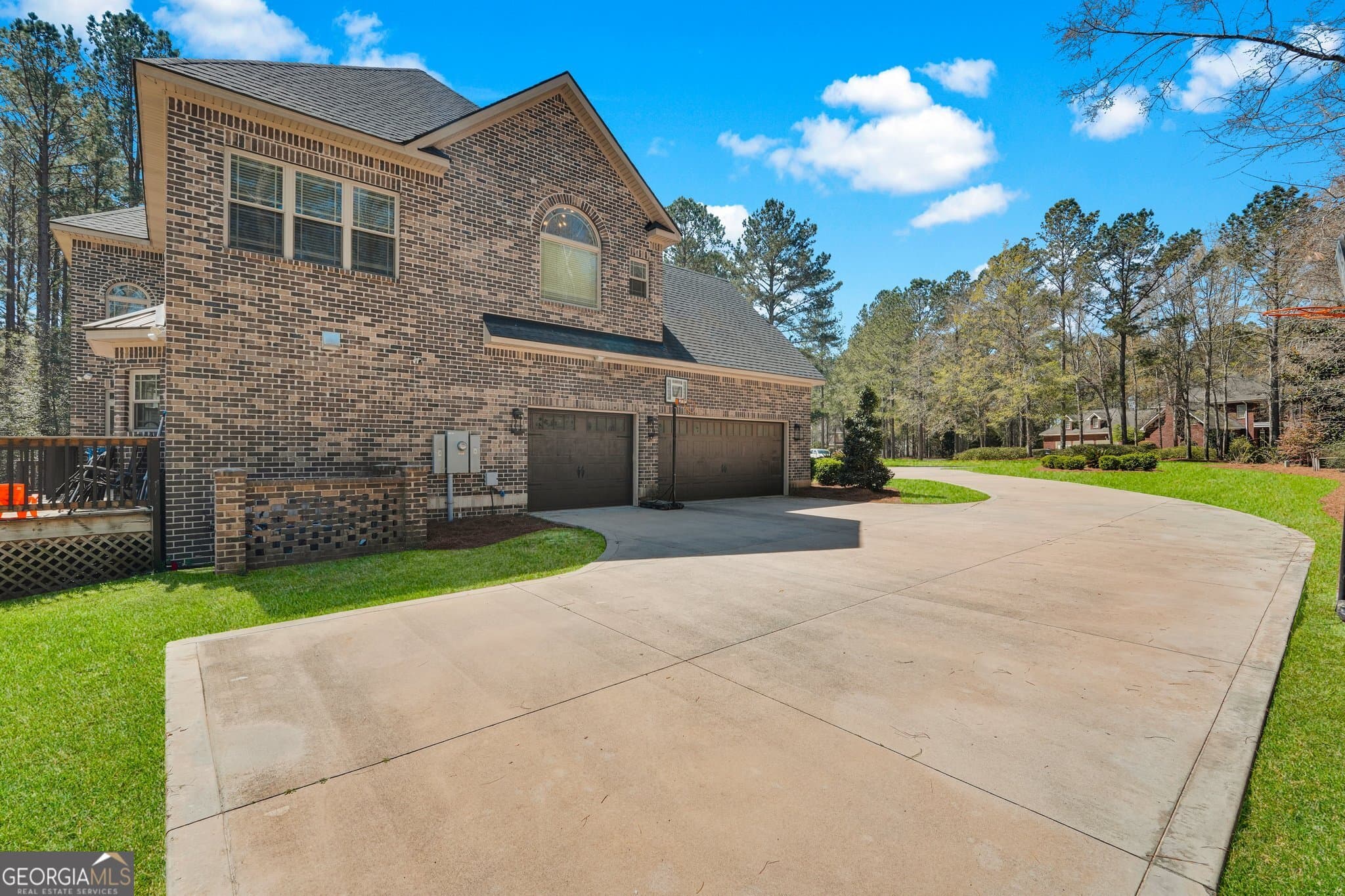5 bedroom, 4.5 bathroom, 3,656 sq ft single family residence for sale at 1212 Plantation Circle, Statesboro, GA 30458 — photo 6