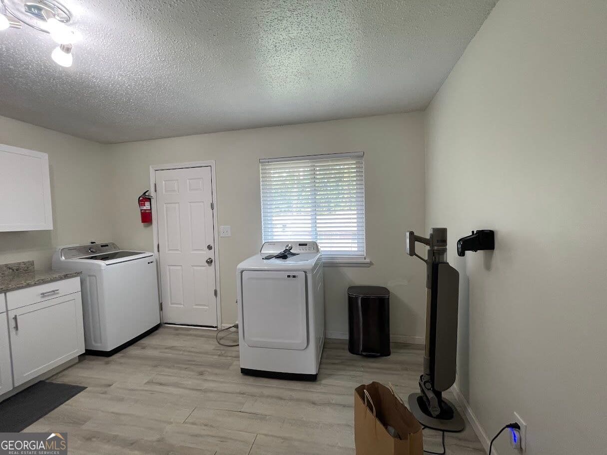 2 bedroom, 1 bathroom, 800 sq ft single family residence for sale at 140 Mount Zion Road APT 0061, Atlanta, GA 30354 — photo 3