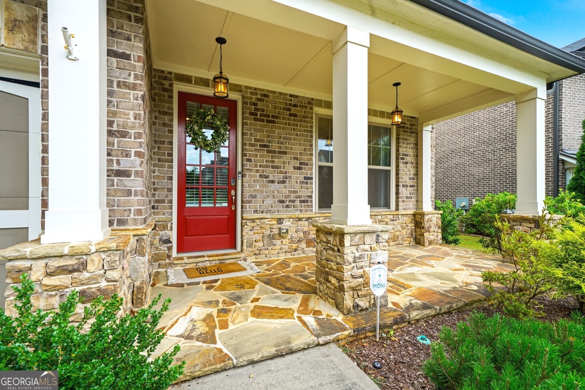 5 bedroom, 4 bathroom, 3,594 sq ft single family residence for sale at 4020 Claiborne Farm Road, Suwanee, GA 30024 — photo 3