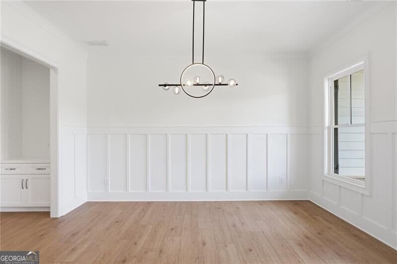 5 bedroom, 5 bathroom, 3,592 sq ft single family residence for sale at 3149 Spinnakers Reach View, Marietta, GA 30064 — photo 4