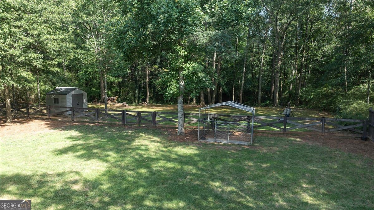 5 bedroom, 3 bathroom, 3,083 sq ft single family residence for sale at 1517 Grove Brook Lane, Watkinsville, GA 30677 — photo 10