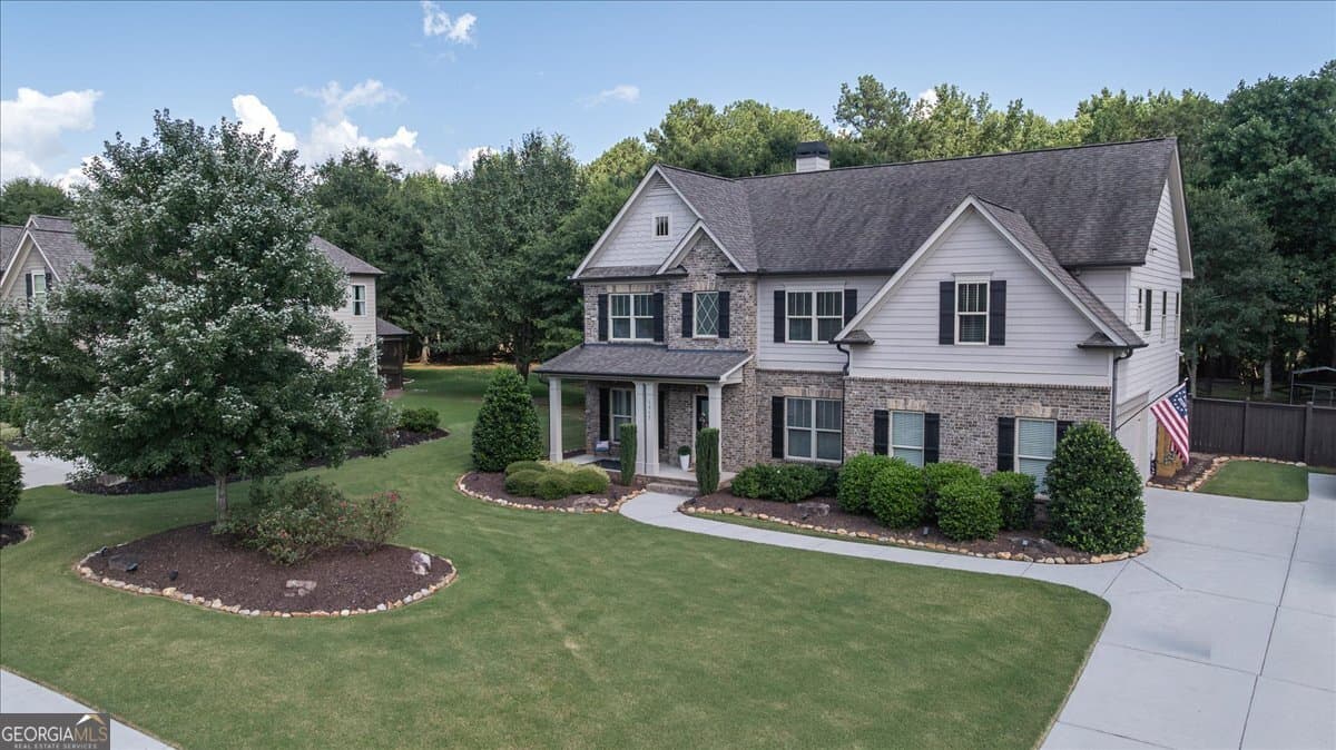 5 bedroom, 3 bathroom, 3,083 sq ft single family residence for sale at 1517 Grove Brook Lane, Watkinsville, GA 30677 — photo 4