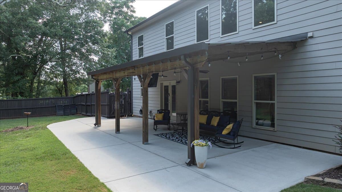 5 bedroom, 3 bathroom, 3,083 sq ft single family residence for sale at 1517 Grove Brook Lane, Watkinsville, GA 30677 — photo 8