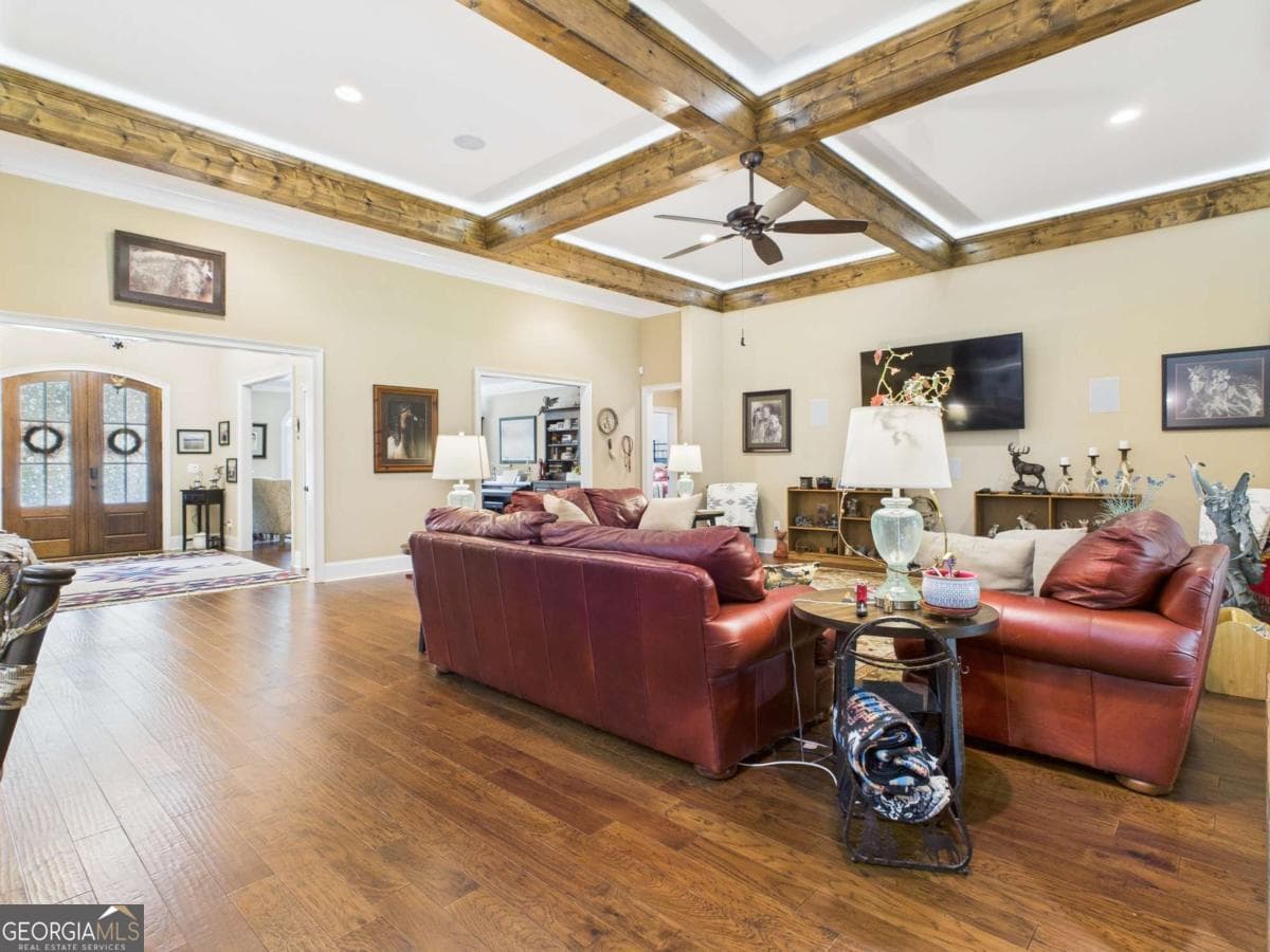 4 bedroom, 3.5 bathroom, 5,576 sq ft single family residence for sale at 1101 Apalachee Meadows Drive, Madison, GA 30650 — photo 9