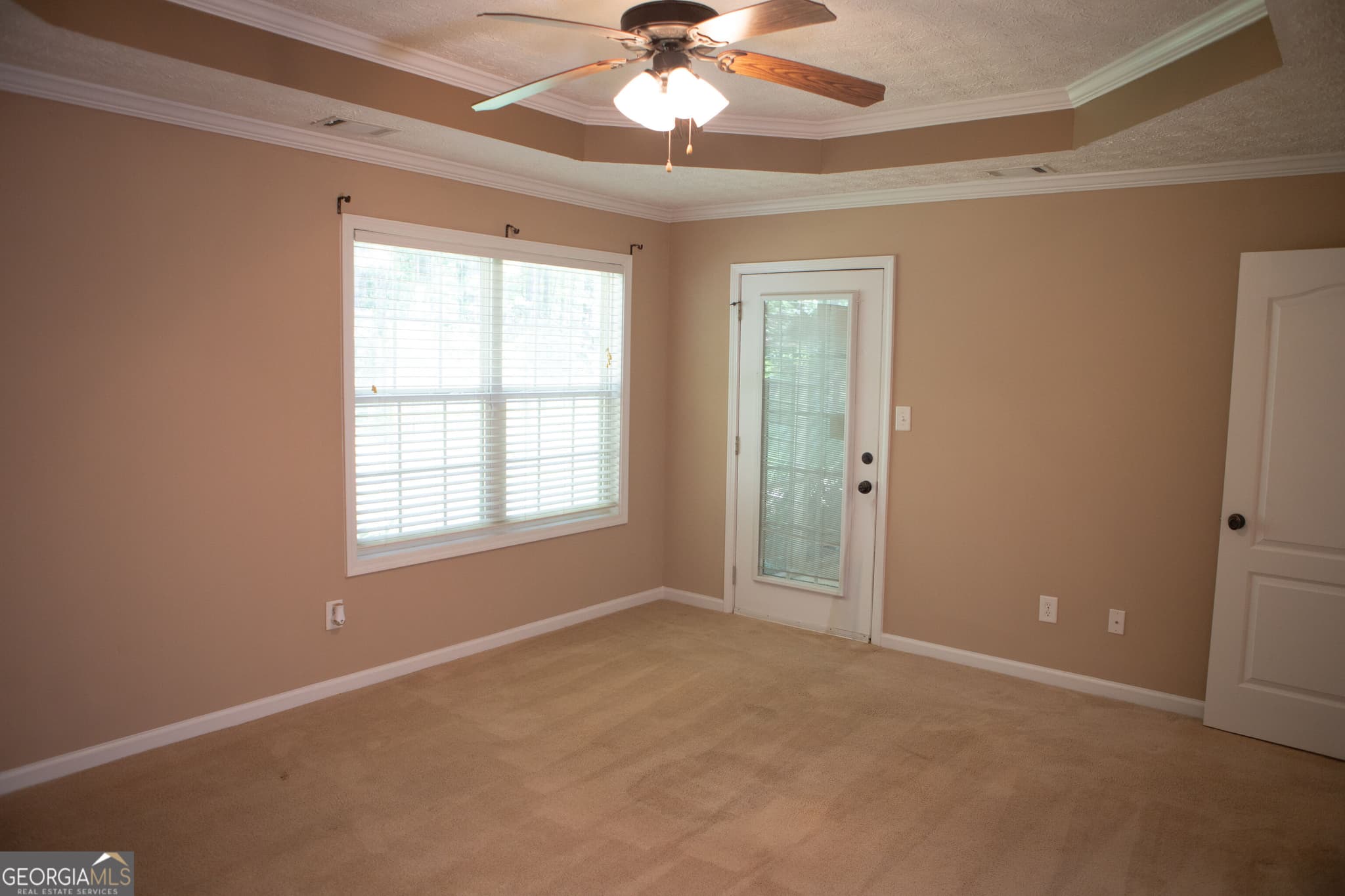 4 bedroom, 2.5 bathroom, 2,288 sq ft single family residence for sale at 120 Mill Pond Court, Milner, GA 30257 — photo 9