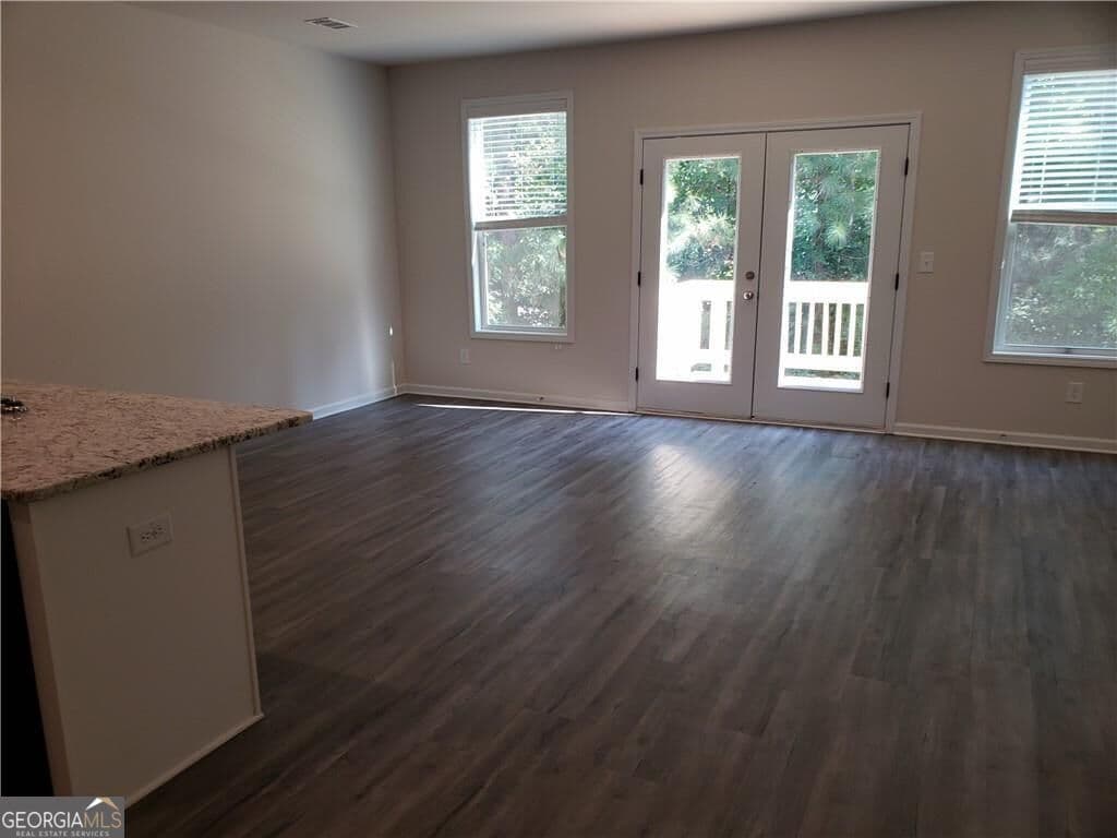 3 bedroom, 2.5 bathroom townhouse for rent at 2725 Daybreak Court, Suwanee, GA 30024 for $2,150 a month — photo 3
