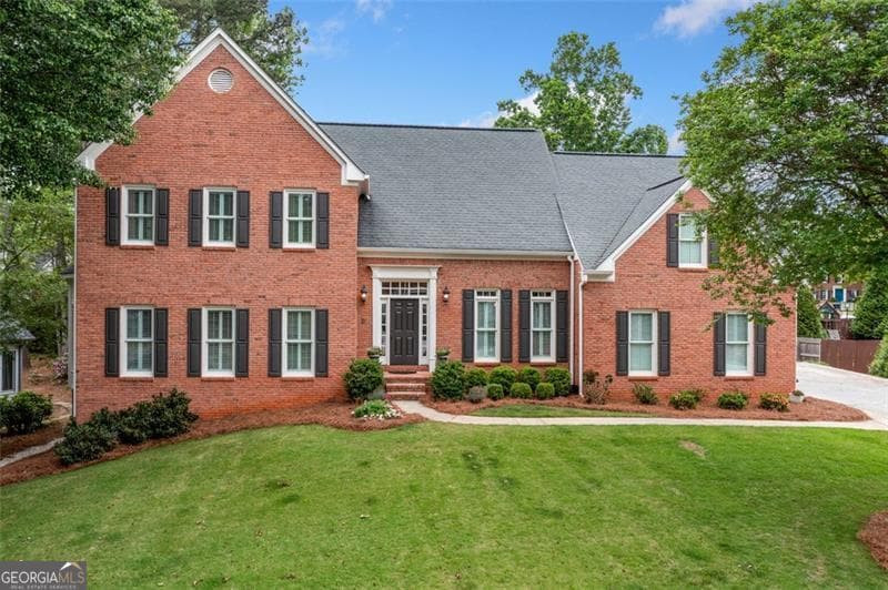 5 bedroom, 4.5 bathroom, 5,173 sq ft single family residence sold at 4520 Hampton Woods Drive, Marietta, GA 30068