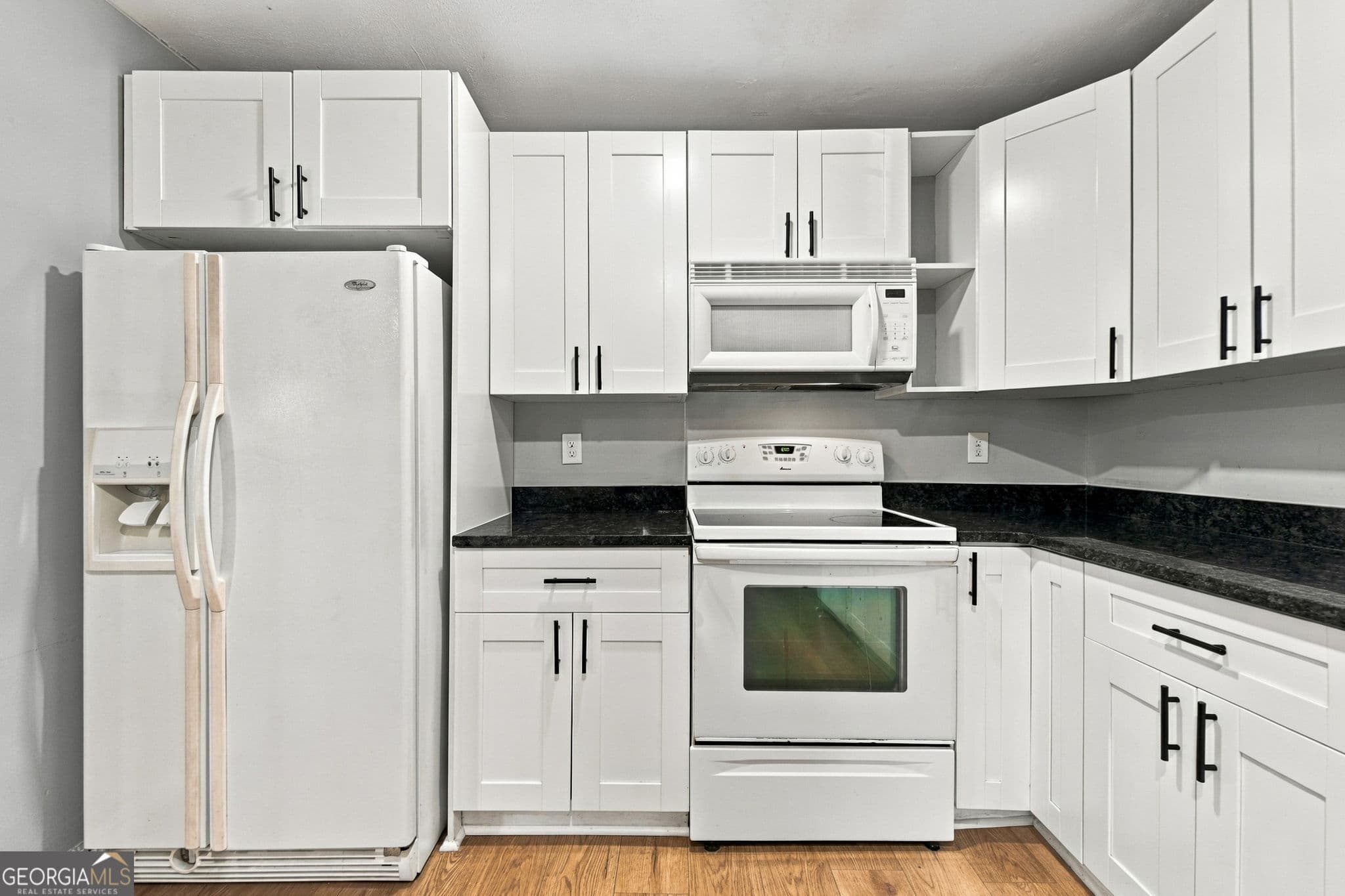 3 bedroom, 2 bathroom, 1,025 sq ft single family residence for sale at 4725 Oak Street, Ellenwood, GA 30294 — photo 7