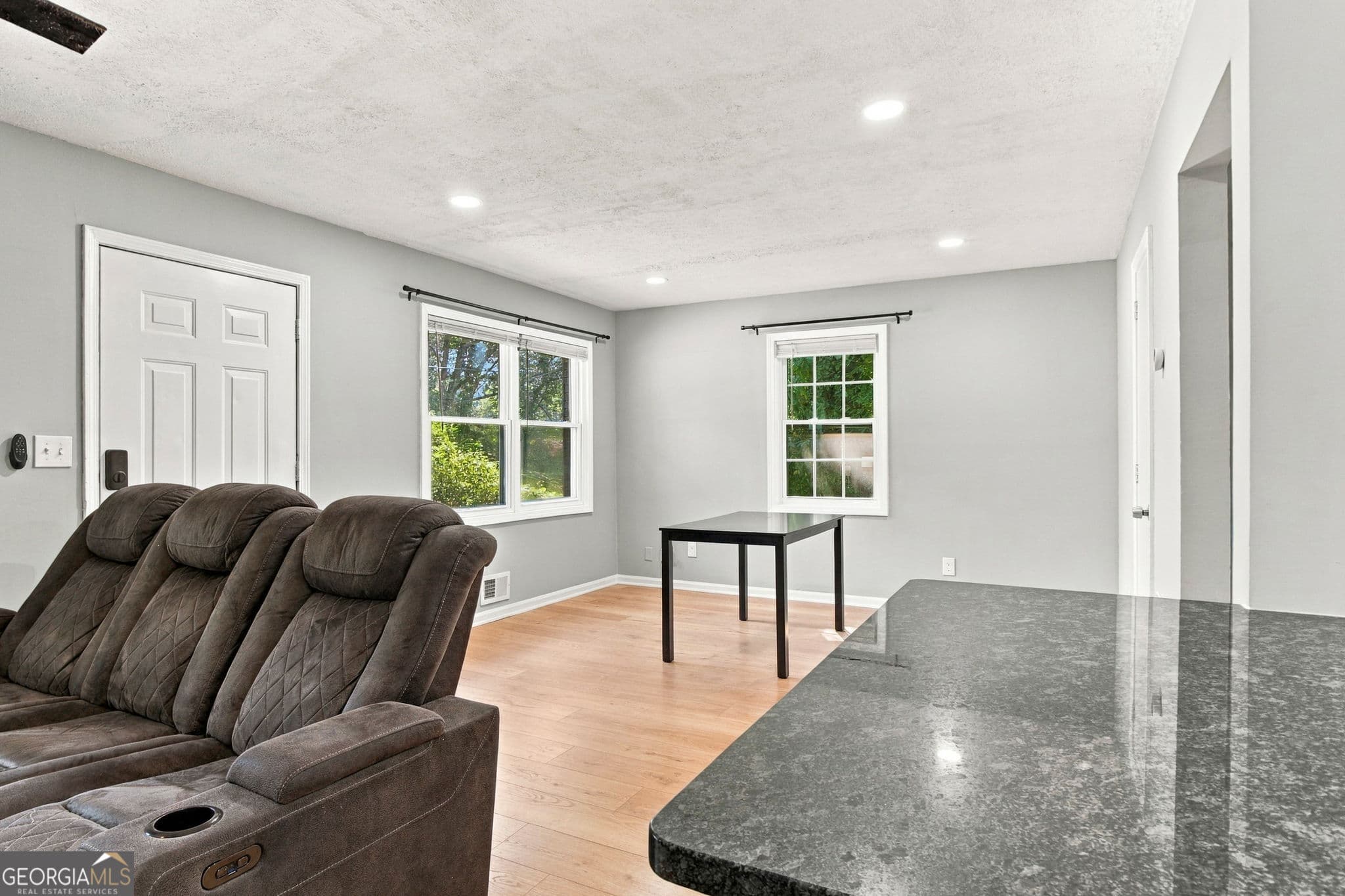 3 bedroom, 2 bathroom, 1,025 sq ft single family residence for sale at 4725 Oak Street, Ellenwood, GA 30294 — photo 9