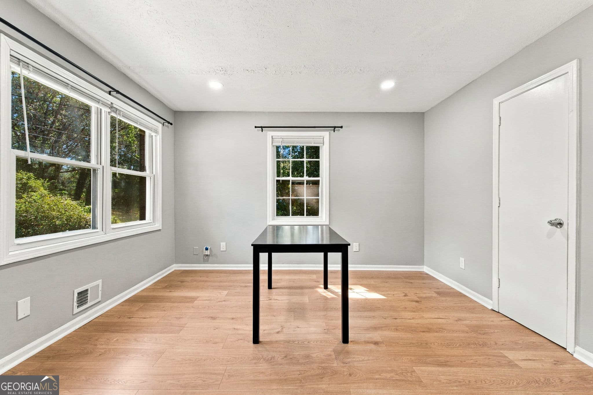 3 bedroom, 2 bathroom, 1,025 sq ft single family residence for sale at 4725 Oak Street, Ellenwood, GA 30294 — photo 10