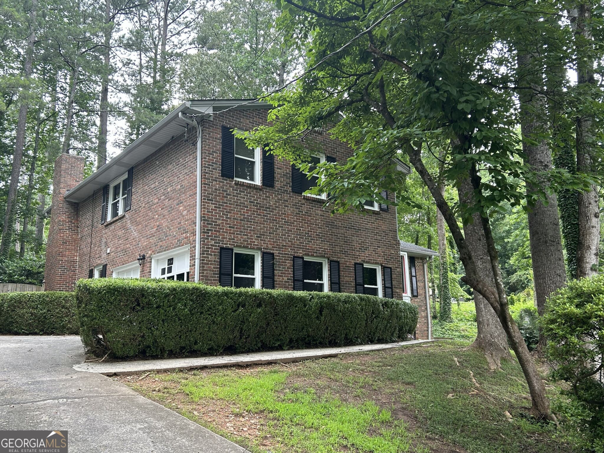 4 bedroom, 2.5 bathroom, 2,263 sq ft single family residence for rent at 2271 Fox Hound Parkway, Marietta, GA 30062 for $2,900 a month — photo 1 of 1
