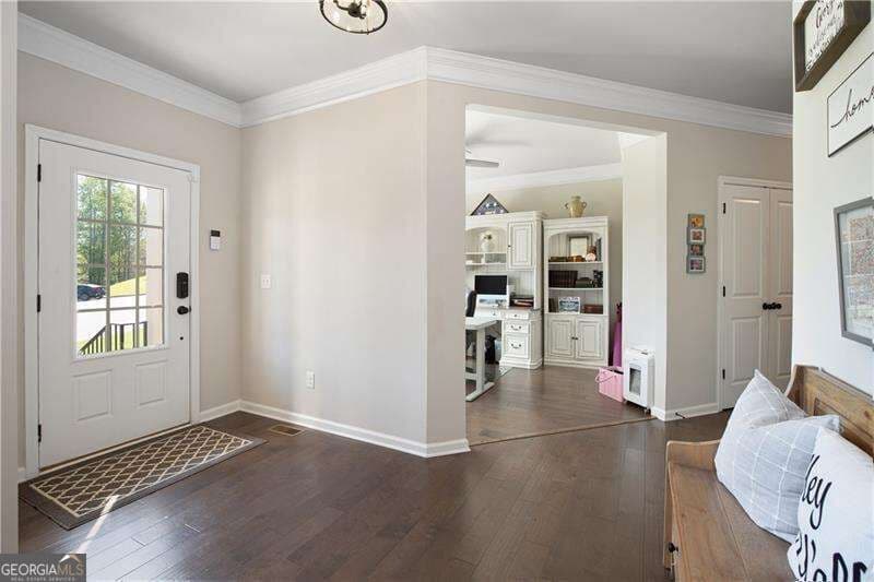 6 bedroom, 5 bathroom single family residence for sale at 8455 Post Oak Lane, Gainesville, GA 30506 — photo 7