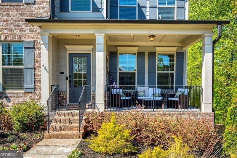 6 bedroom, 5 bathroom single family residence for sale at 8455 Post Oak Lane, Gainesville, GA 30506 — photo 3