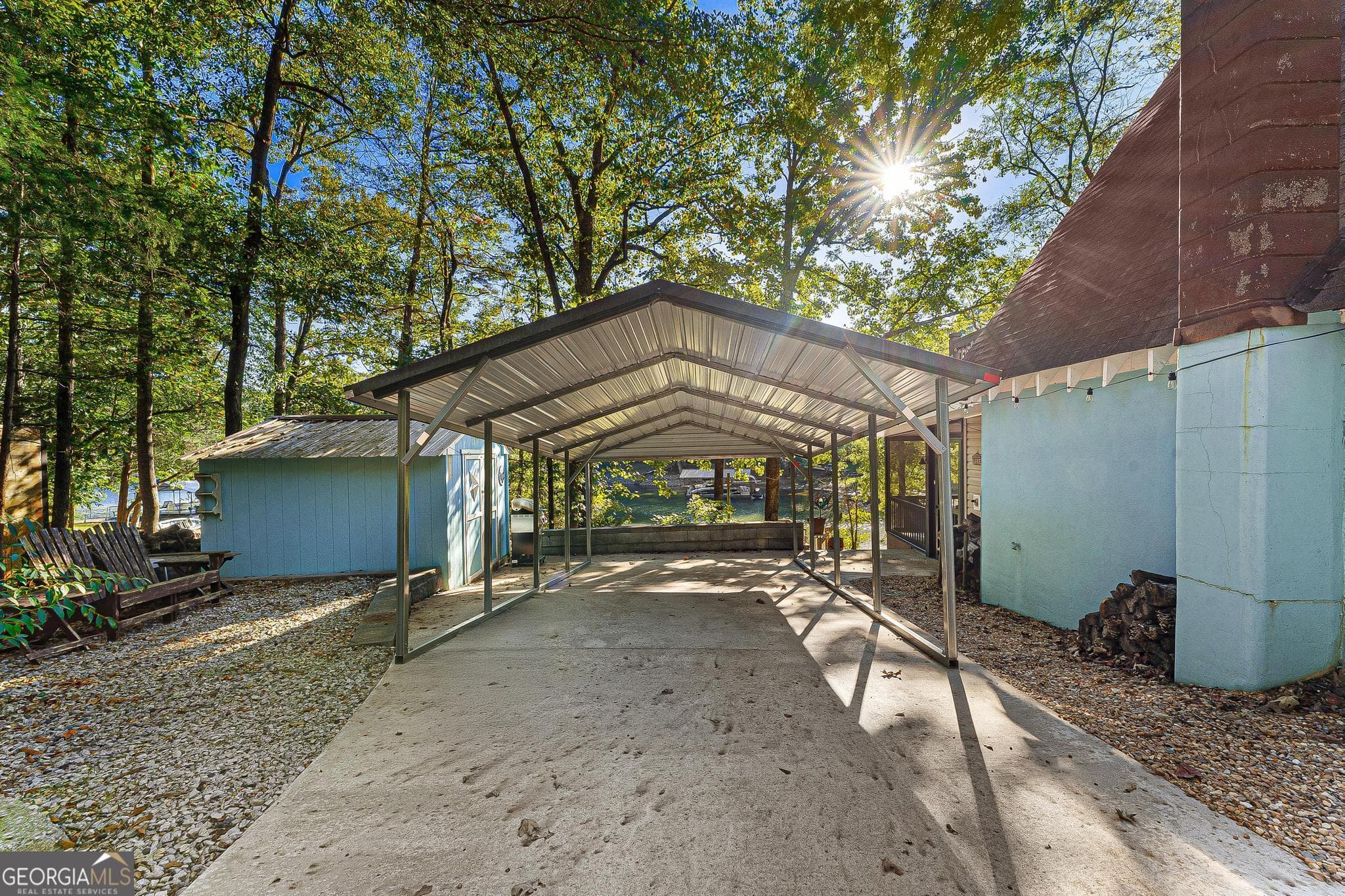 4 bedroom, 2 bathroom, 2,408 sq ft single family residence for sale at 387 Chateau Drive, Lavonia, GA 30553 — photo 3