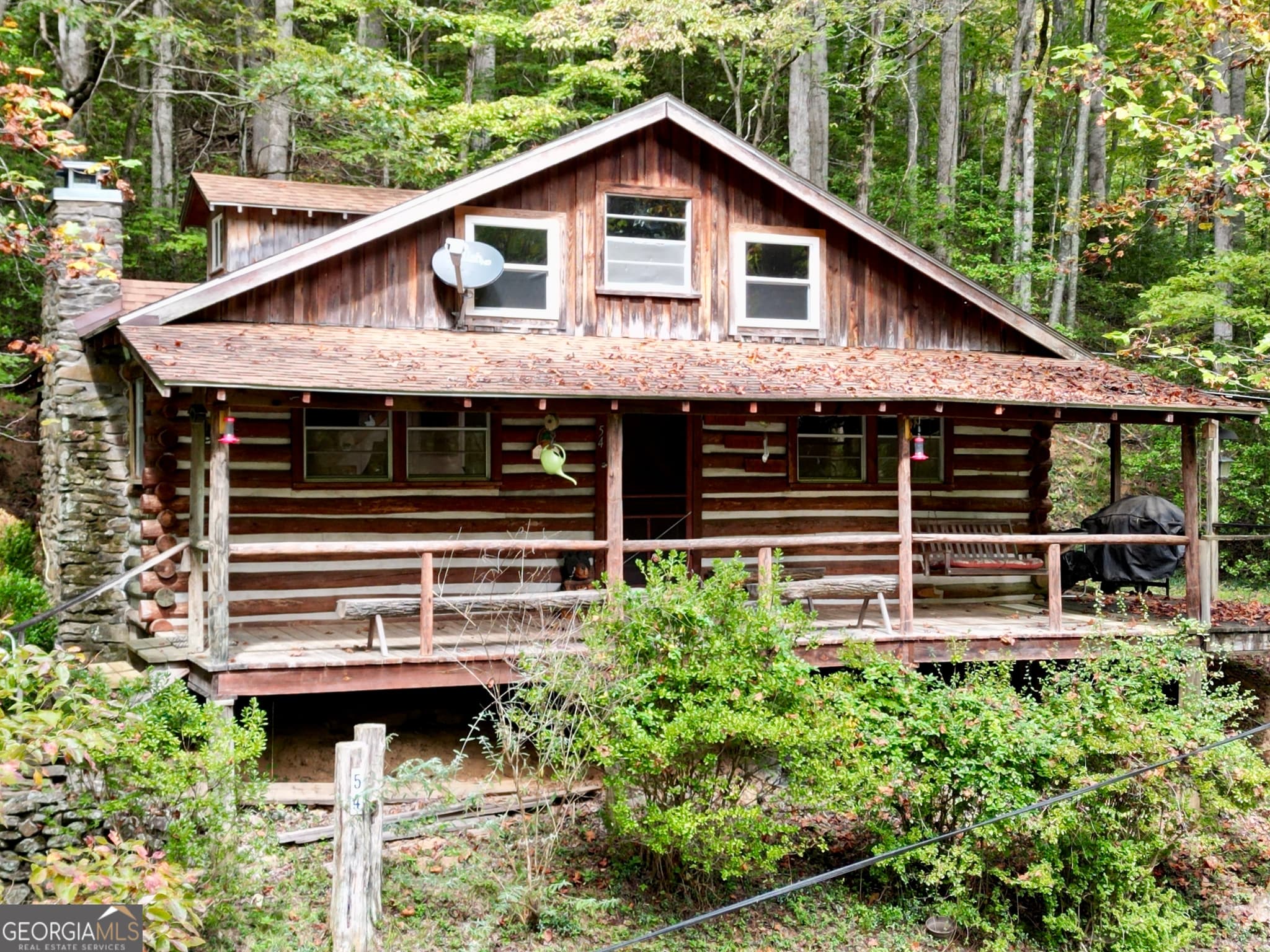 3 bedroom, 1.5 bathroom, 1,009 sq ft cabin,single family residence sold at 54 Johanna Drive, Franklin, NC 28734