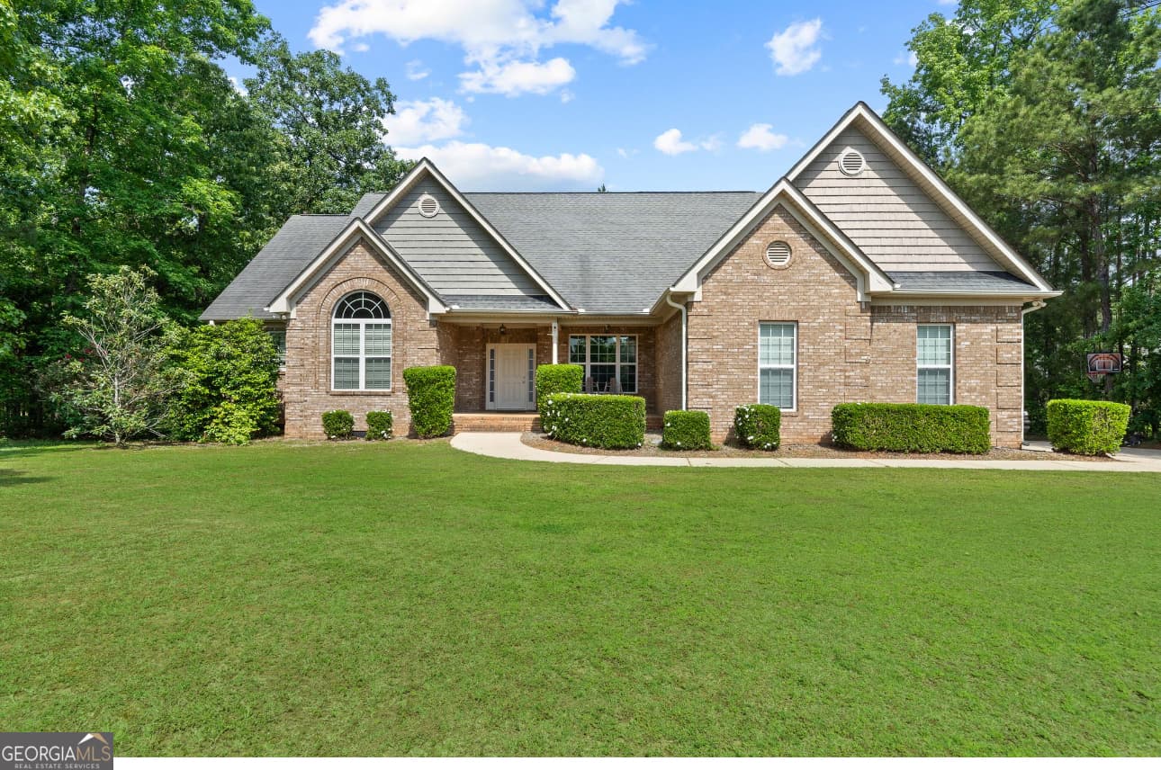 4 bedroom, 3 bathroom, 2,160 sq ft single family residence sold at 104 Lightwood Lane, Forsyth, GA 31029