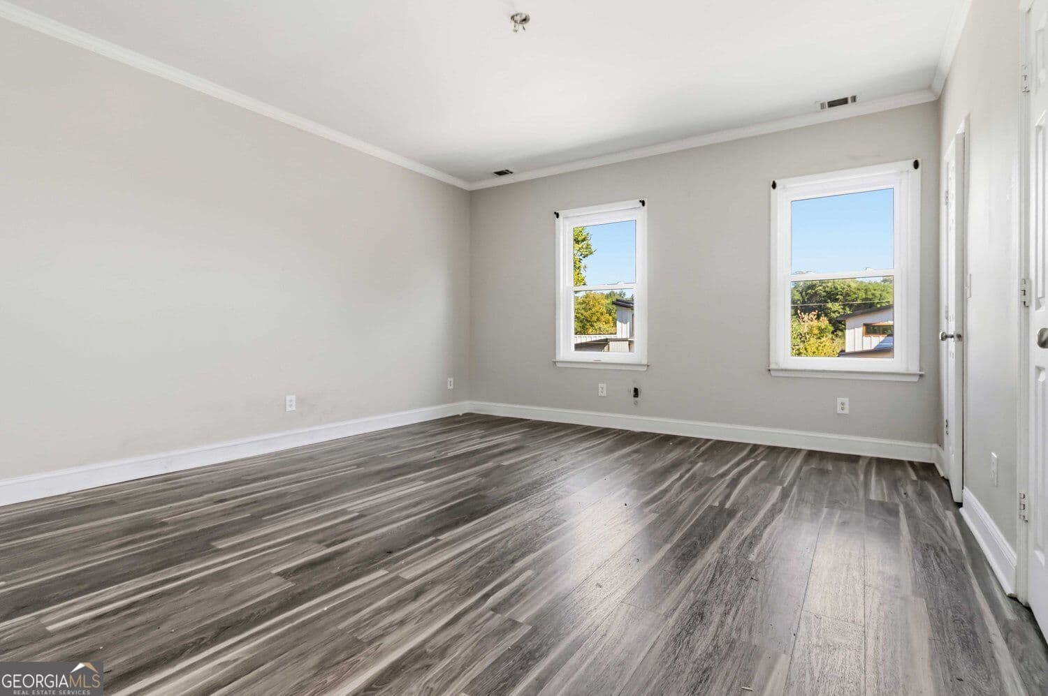 3 bedroom, 2.5 bathroom, 2,040 sq ft single family residence for sale at 1143 Hubbard Street, Atlanta, GA 30310 — photo 7