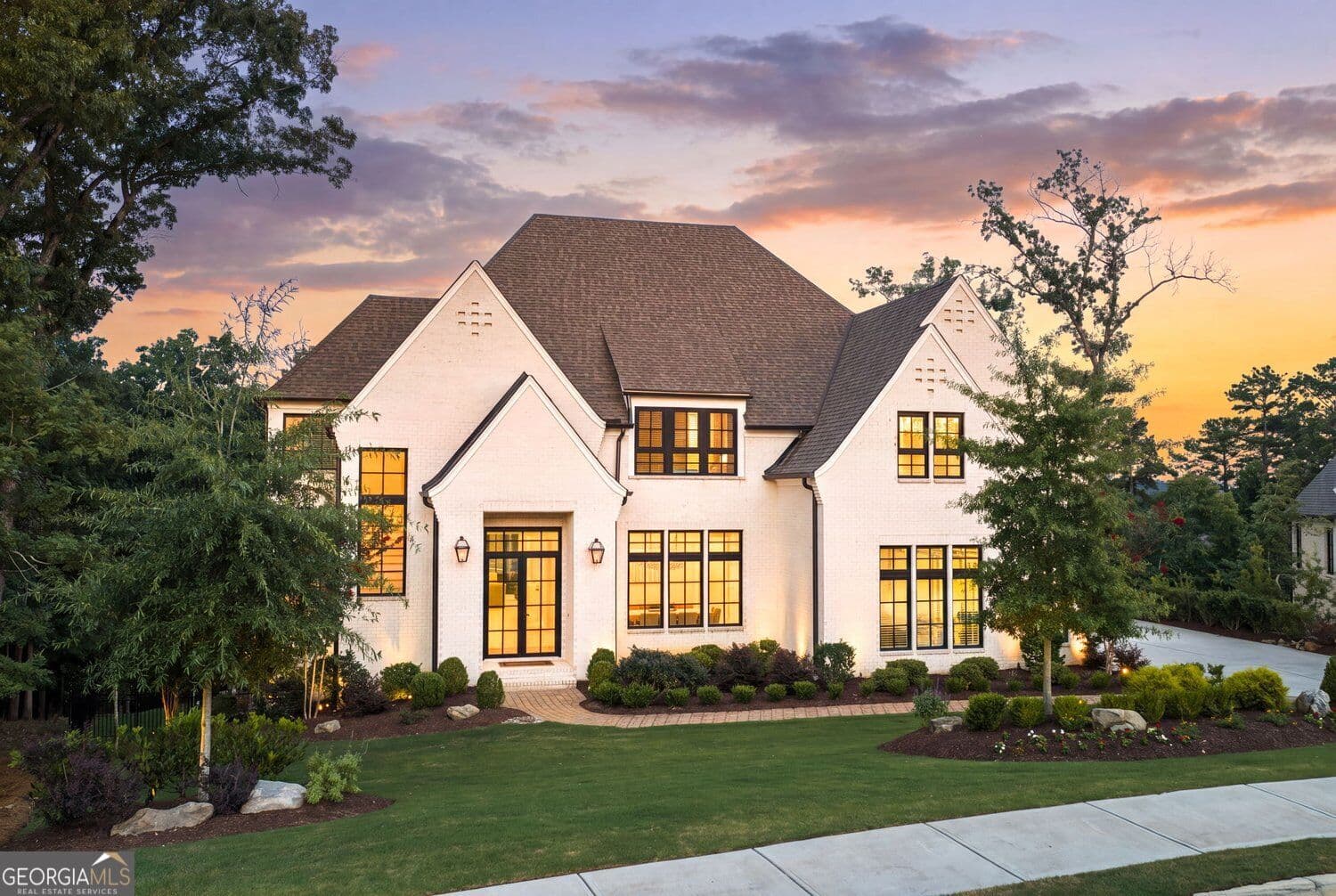 6 bedroom, 8 bathroom, 9,417 sq ft single family residence for sale at 761 Woodvale Point, Suwanee, GA 30024 — photo 3
