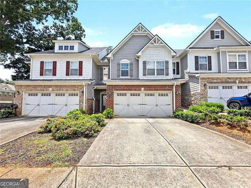 3 bedroom, 2.5 bathroom, 1,970 sq ft townhouse for sale at 1641 Austin Meadows Drive, Decatur, GA 30032 — photo 2