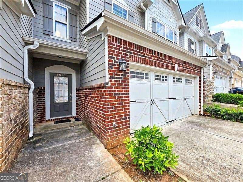 3 bedroom, 2.5 bathroom, 1,970 sq ft townhouse for sale at 1641 Austin Meadows Drive, Decatur, GA 30032 — photo 4