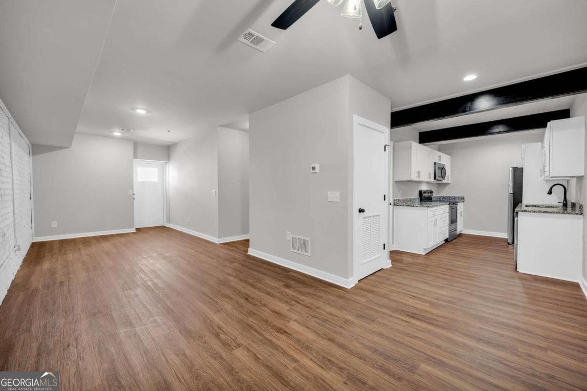 2 bedroom, 2 bathroom apartment for rent at 86 S Forest Avenue B, Hartwell, GA 30643 for $1,500 a month — photo 7
