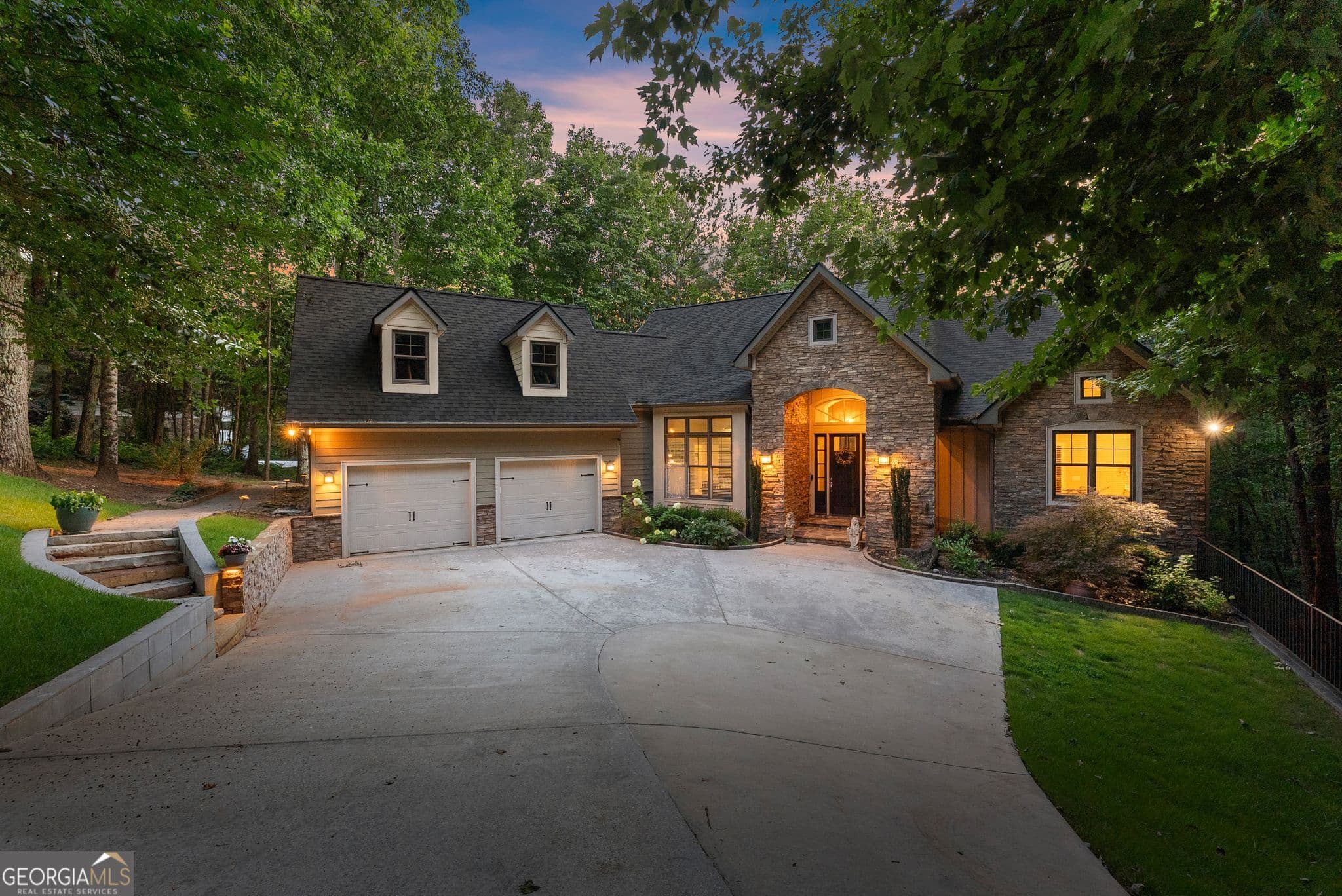 3 bedroom, 3 bathroom, 3,904 sq ft single family residence for sale at 746 Plum Lane, Clarkesville, GA 30523 — photo 4