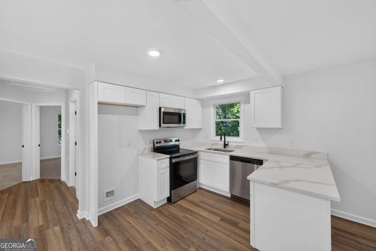 3 bedroom, 2 bathroom, 1,632 sq ft single family residence for sale at 298 Hulseytown Road, Dallas, GA 30157 — photo 5