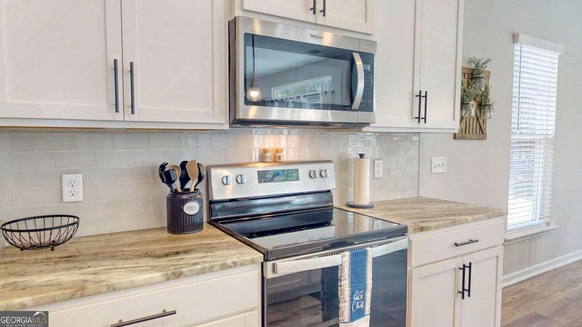 4 bedroom, 2 bathroom, 1,911 sq ft single family residence for sale at 124 Brookline Drive, Savannah, GA 31407 — photo 5