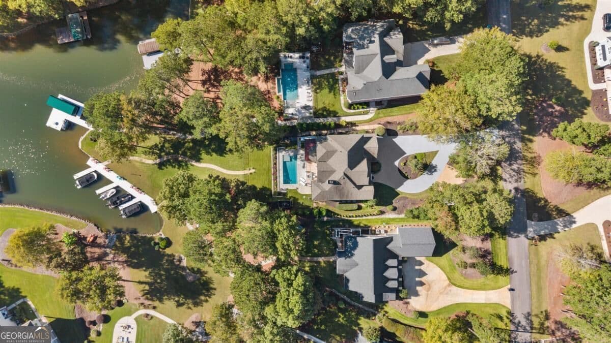 5 bedroom, 4.5 bathroom, 6,064 sq ft single family residence for sale at 1250 Westchester Drive, Greensboro, GA 30642 — photo 9