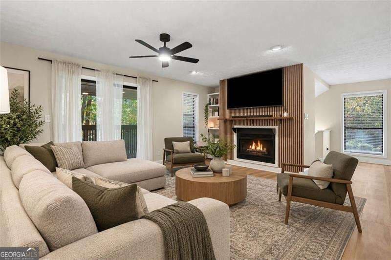 2 bedroom, 2 bathroom, 1,332 sq ft condominium for sale at 109 Cumberland Court, Smyrna, GA 30080 — photo 1 of 34