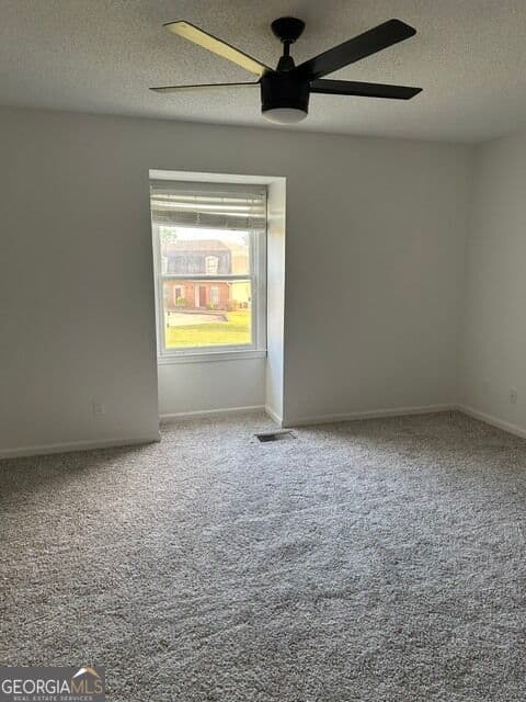 2 bedroom, 1.5 bathroom, 1,024 sq ft condominium for sale at 3925 Mountain View Road F4, Oakwood, GA 30566 — photo 2
