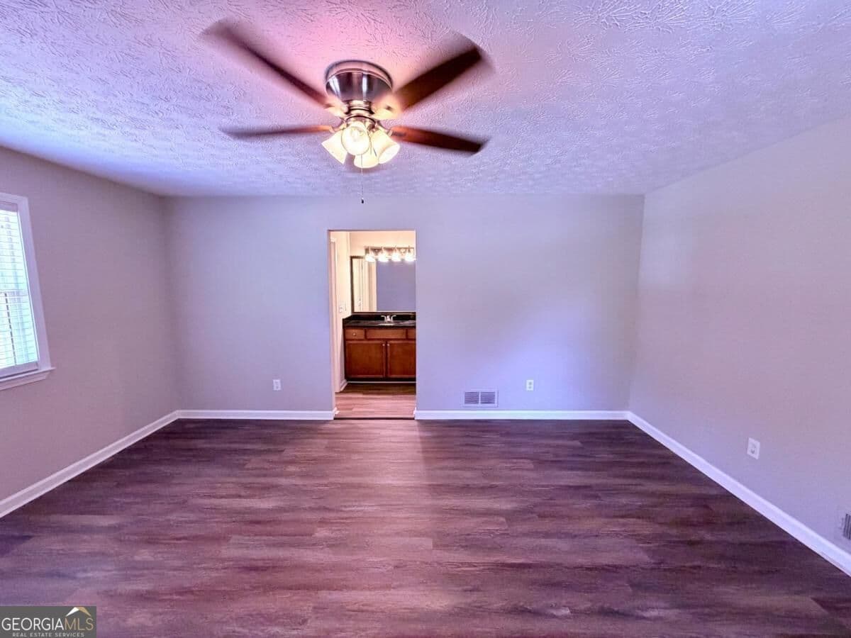 2 bedroom, 2 bathroom, 1,095 sq ft townhouse for rent at 5669 Waterford Court, Morrow, GA 30260 for $1,625 a month — photo 9