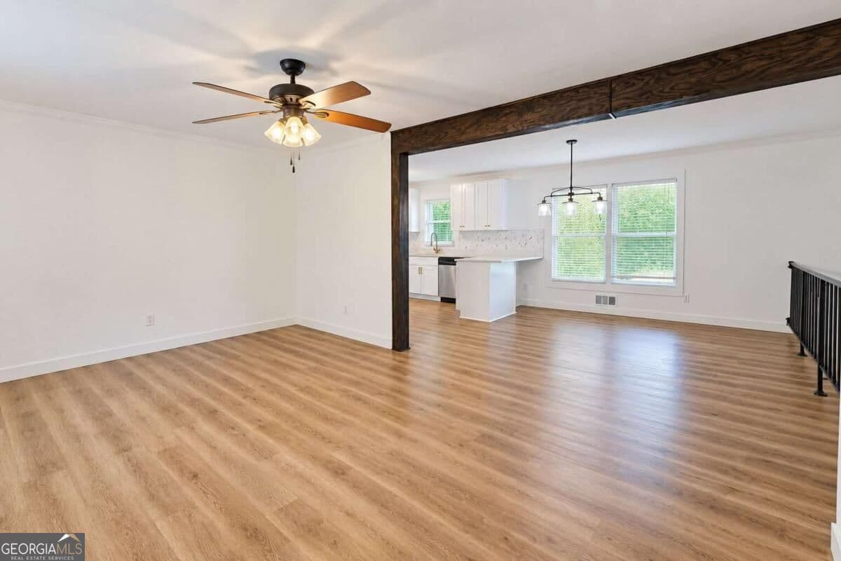 3 bedroom, 2 bathroom, 1,660 sq ft single family residence for sale at 2940 Harris Street, East Point, GA 30344 — photo 7