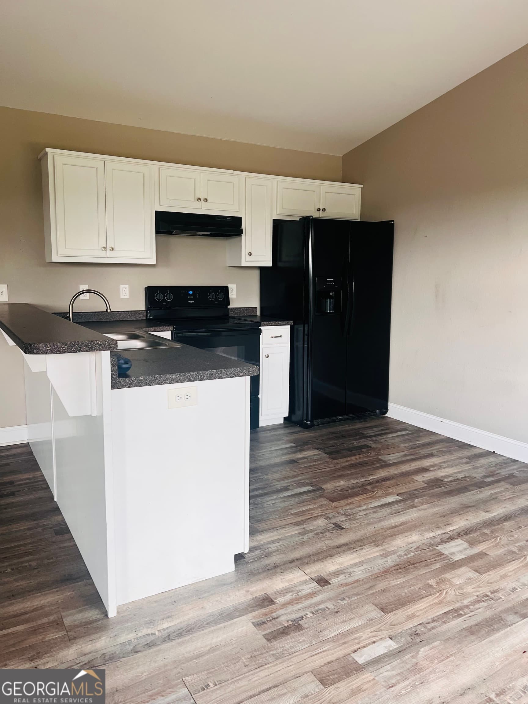 2 bedroom, 2 bathroom duplex for rent at 2738 Rauschenberg Road B, Dalton, GA 30721 for $1,300 a month — photo 3