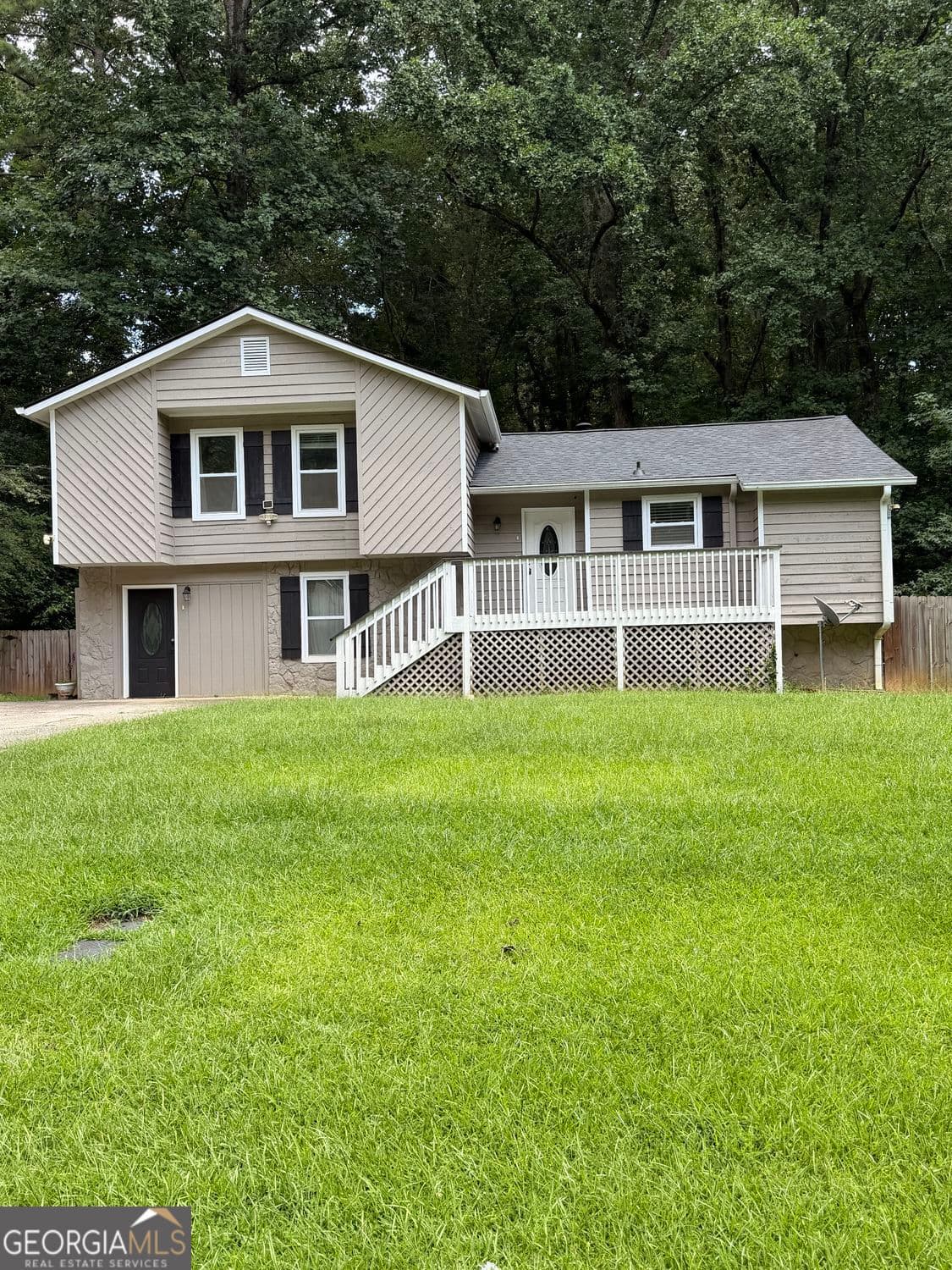 5 bedroom, 2.5 bathroom, 1,968 sq ft single family residence for rent at 3182 Carmel Drive 30135, Douglasville, GA 30135 for $2,000 a month — photo 1 of 1