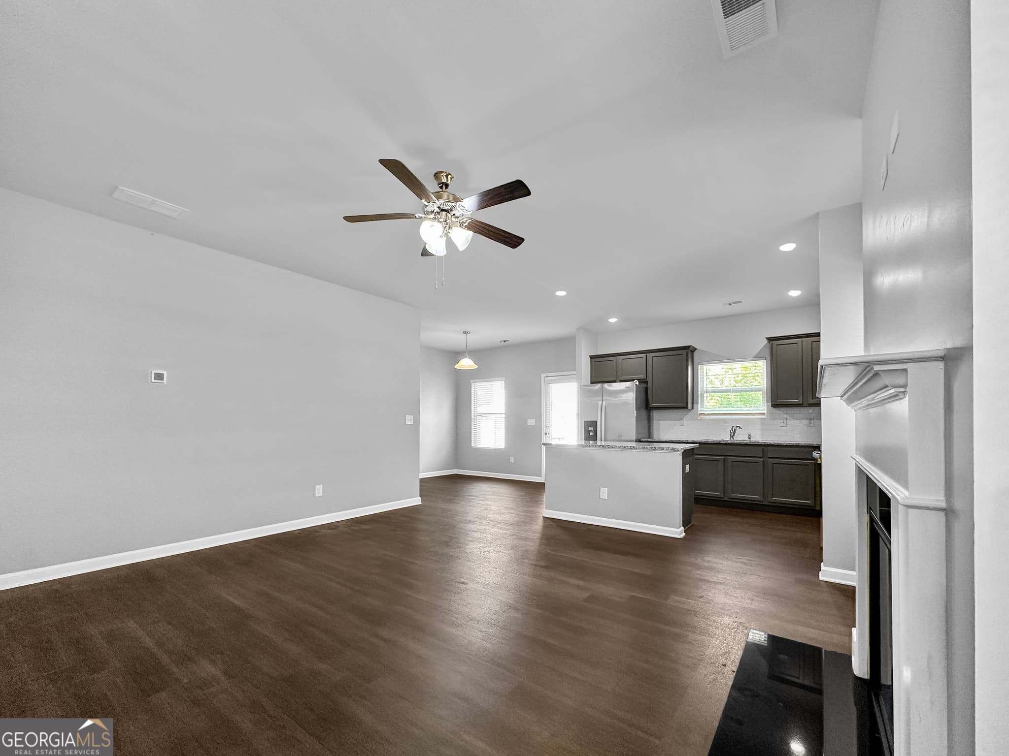 4 bedroom, 2.5 bathroom, 3,664 sq ft single family residence for rent at 4035 Emmons Street, Mcdonough, GA 30253 for $2,075 a month — photo 4