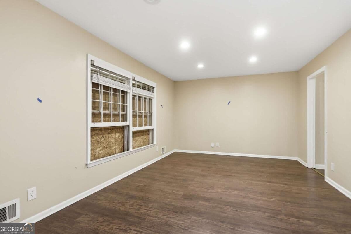 5 bedroom, 2 bathroom, 1,875 sq ft single family residence for sale at 3660 Turner Heights Drive, Decatur, GA 30032 — photo 3