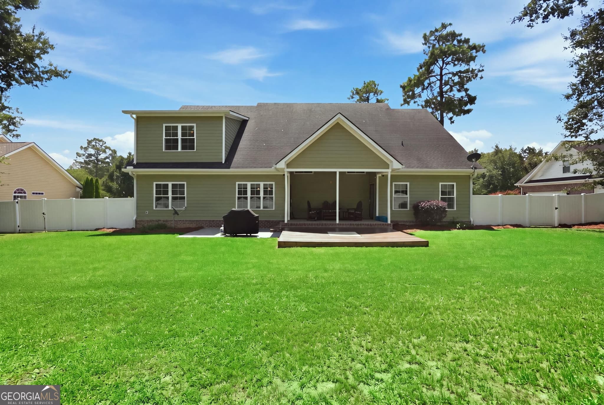 4 bedroom, 3 bathroom, 4,059 sq ft single family residence for sale at 335 Myrtle Crossing Drive, Statesboro, GA 30458 — photo 7