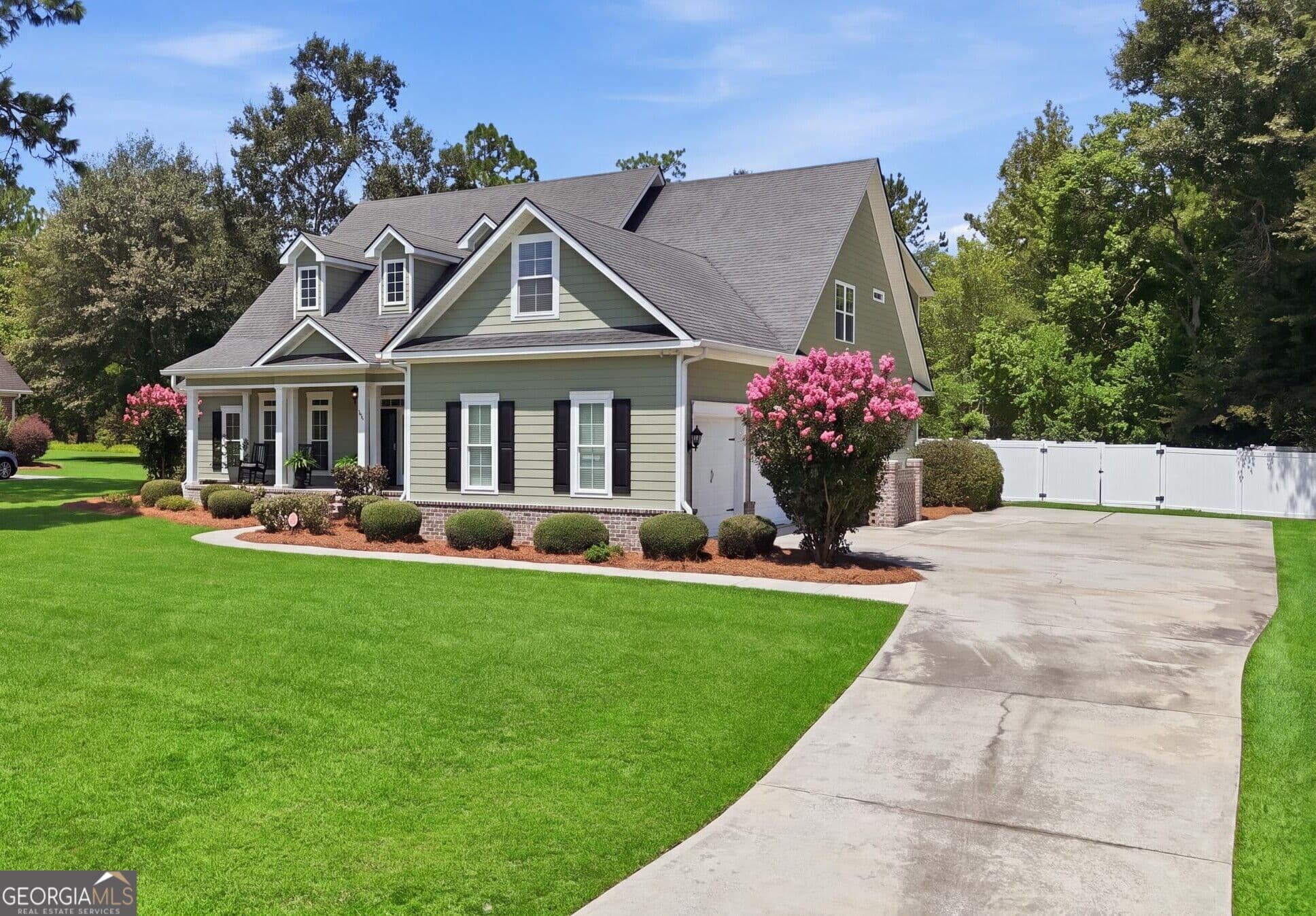 4 bedroom, 3 bathroom, 4,059 sq ft single family residence for sale at 335 Myrtle Crossing Drive, Statesboro, GA 30458 — photo 3