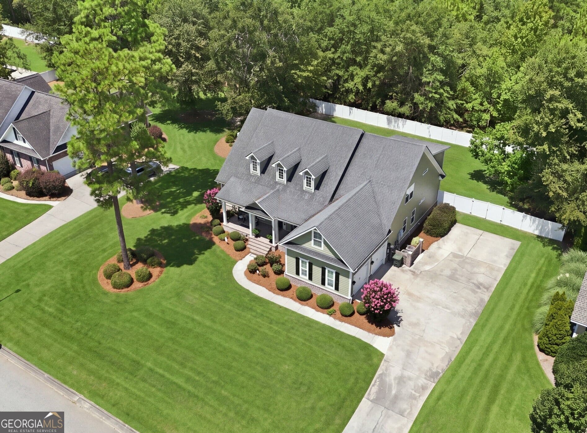 4 bedroom, 3 bathroom, 4,059 sq ft single family residence for sale at 335 Myrtle Crossing Drive, Statesboro, GA 30458 — photo 4