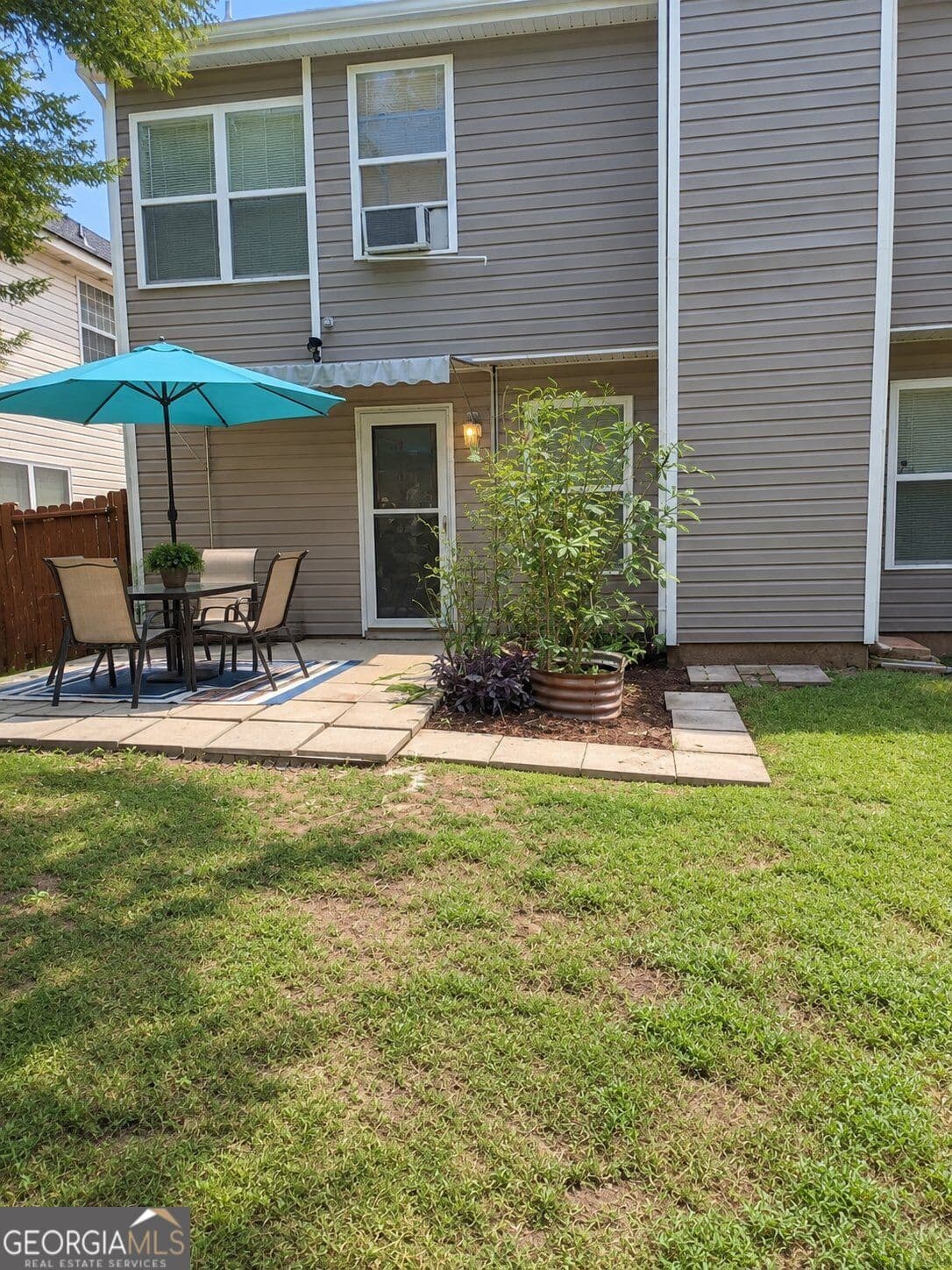 3 bedroom, 3 bathroom, 4,460 sq ft single family residence for sale at 7216 Mountain Laurel Way, Stockbridge, GA 30281 — photo 9