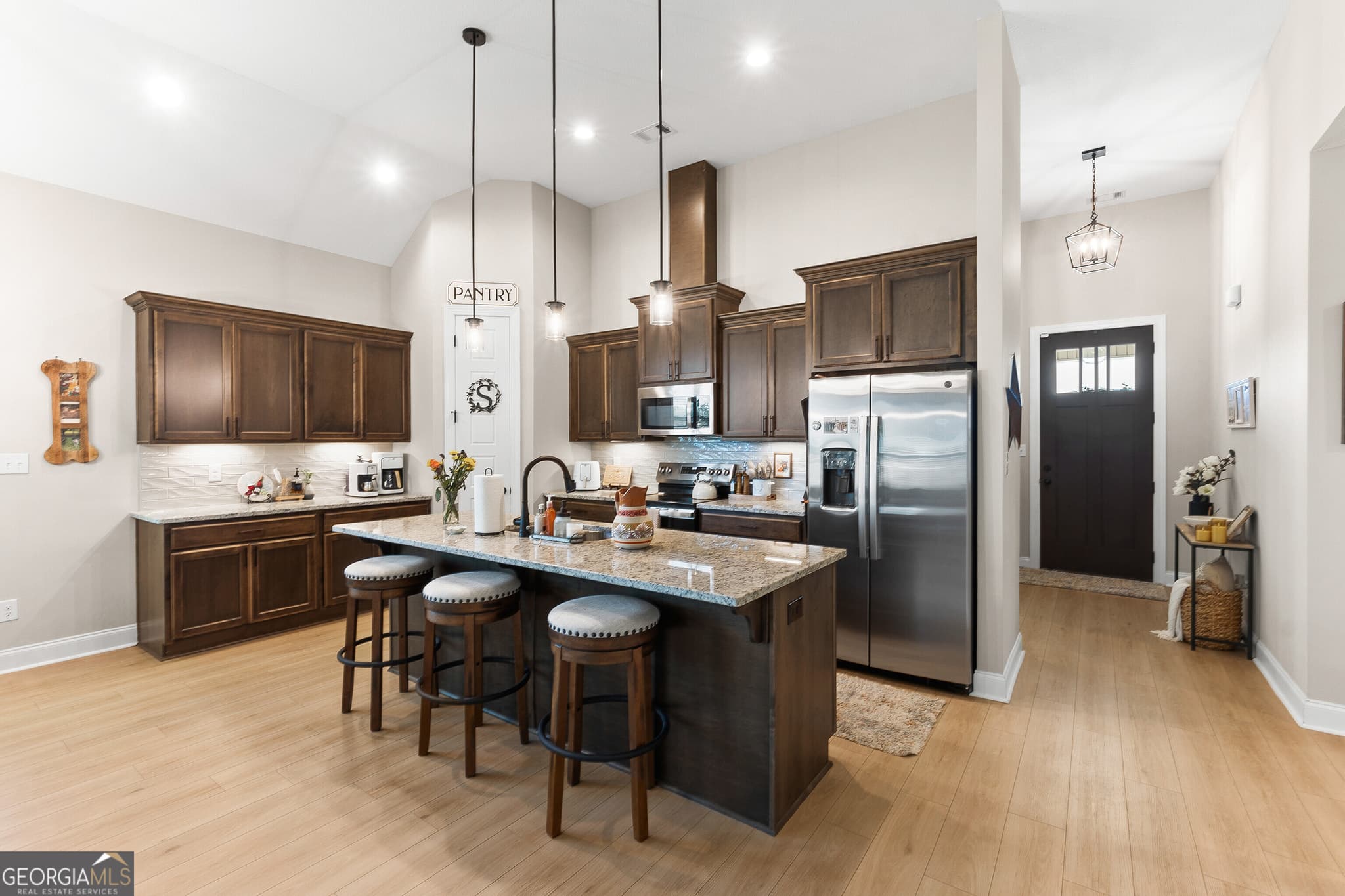4 bedroom, 2 bathroom, 2,104 sq ft single family residence for sale at 403 Cannon Point Drive, Bonaire, GA 31005 — photo 6